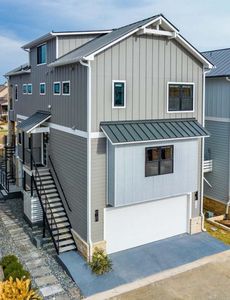 112 Island Circle