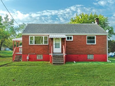 Property at 147 W Pennsylvania Ave, New Stanton, PA