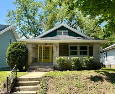 718 N Denny St