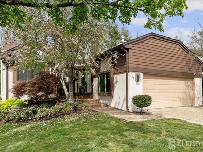 198 Sayre Dr