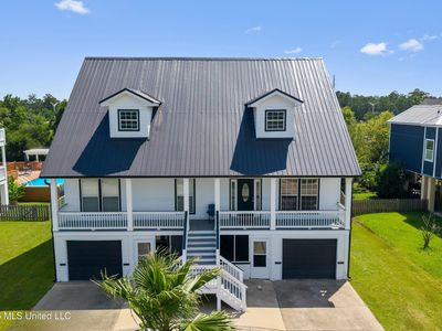 5140 Atlantis Dr