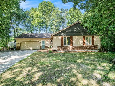 1933 Pinecroft Ln SW