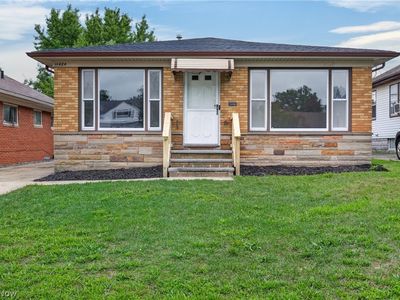 Property at 11424 Bradwell Rd, Garfield Heights, OH