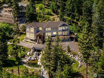 6730 Forest Ridge Drive