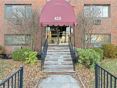 425 S Huntington Ave APT 6
