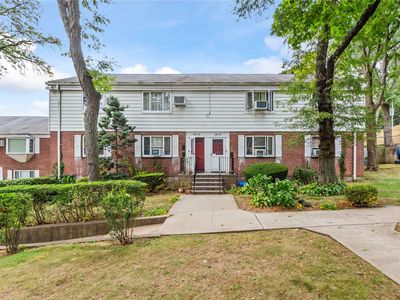 220-26 Stronghurst Avenue UNIT UPPER