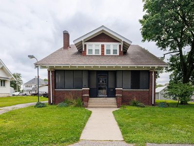 119 N Newton St