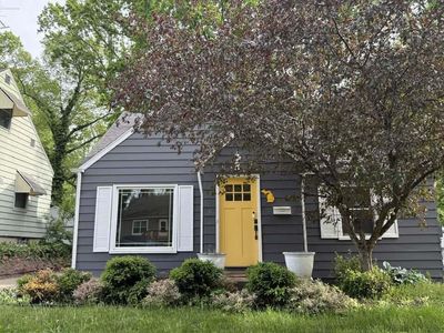143 Linwood St SE