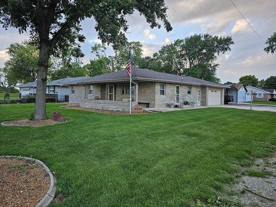 800 W Central Ave