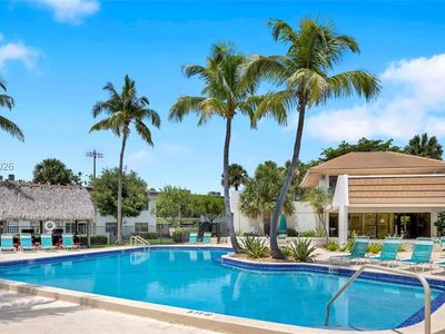 8261 SW 128th St APT 207
