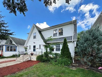 2318 East Dayton Street