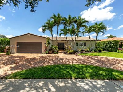8601 Dundee Ter
