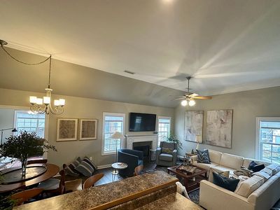 208 Chippewa Dr Suite 303