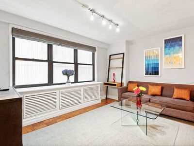 330 3rd Ave APT 5L
