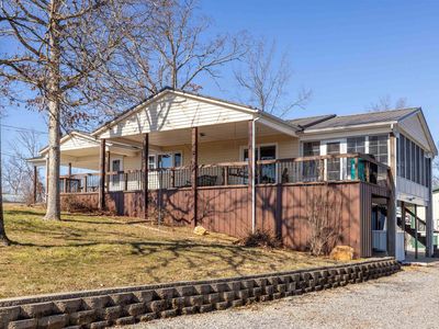 400 Cambridge Shores Dr