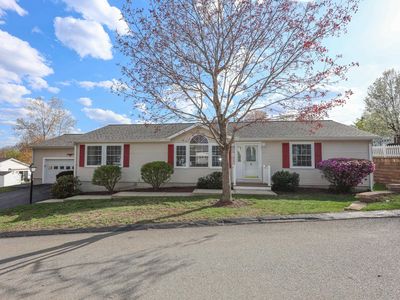 74 Heritage Way