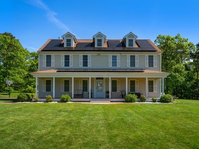 111 Sisters Circle