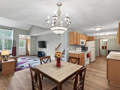 Property at 1324 Crown Oaks Dr, Minneapolis, MN