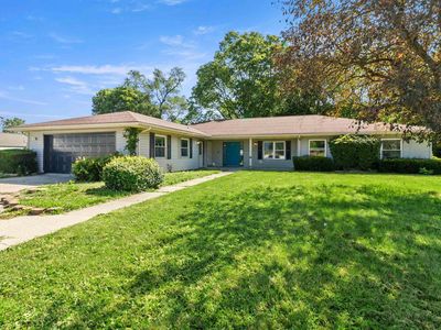 1703 S Laurel Dr