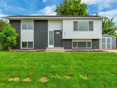 2492 W Starling Cir