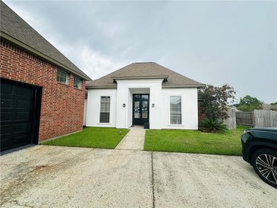 13833 Timberlake Dr