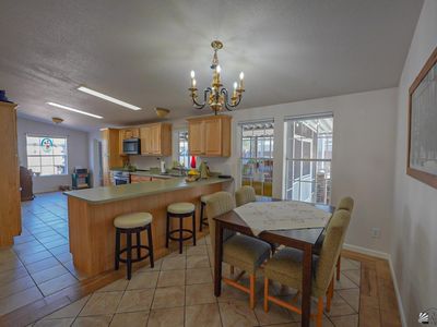 14362 E Warren Dr