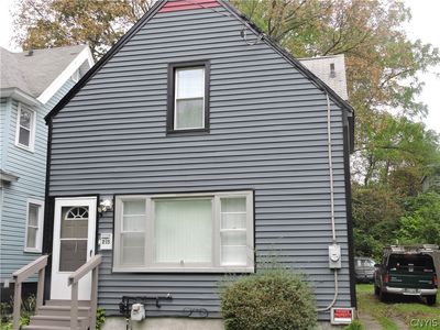 215 Pattison St