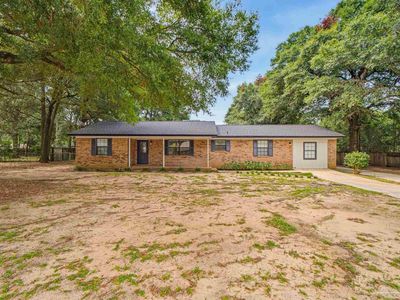 5905 Stephanie Dr