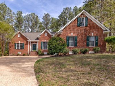 5463 Pine Needles Ter