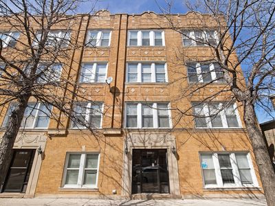 4006 W Nelson St #6B