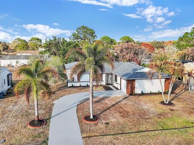257 SW Cherryhill Road