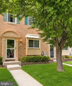 18 Campton Ct