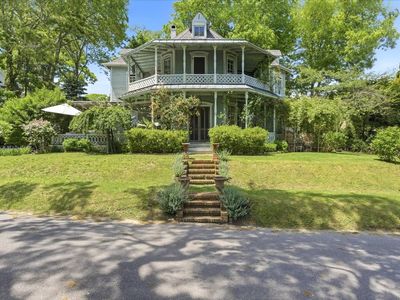 5 Spring Garden Ave
