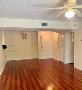 509 E Sheridan St #1073