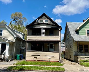 95 Custer St