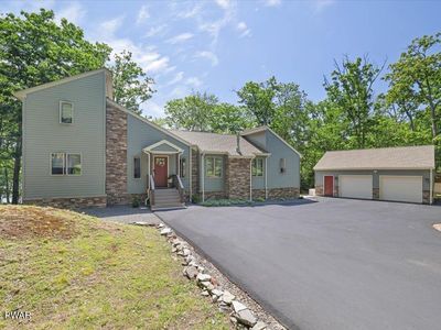 2350 Eagle Path