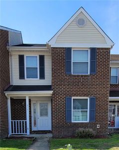 317 Fairfax Ter