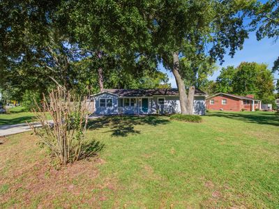 1021 Locksley Dr