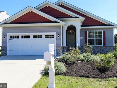 185 Winding Carriage Ln