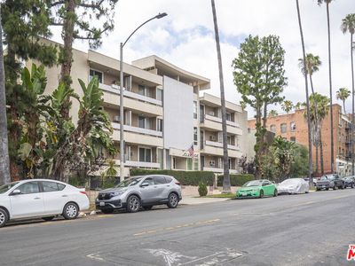 425 S Kenmore Ave APT 311