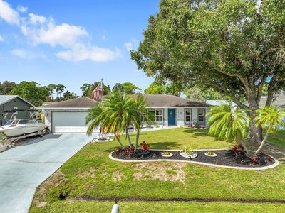 1872 SE Joy Haven Street