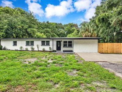 3606 AUTUMN PALM DRIVE
