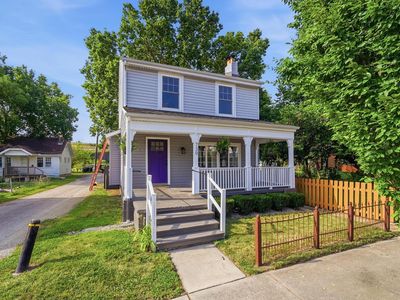 739 Campbell Ave