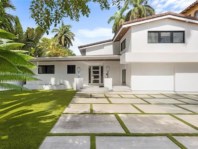 2388 Prairie Ave