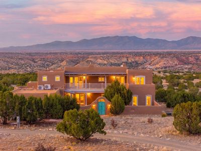 39 Gopeyka Canyon Rd