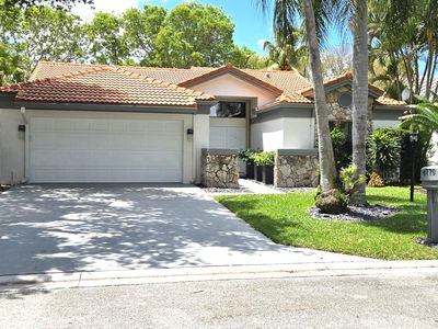 4770 Yardarm Lane