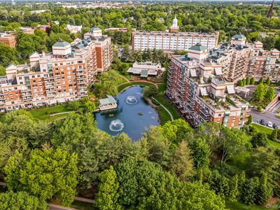 111 Cherry Valley Avenue #202