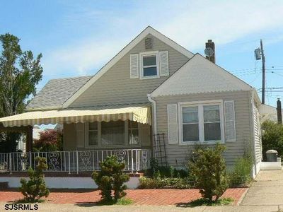 213 N Quincy Ave