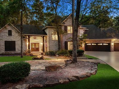 6 Orchard Pines Pl