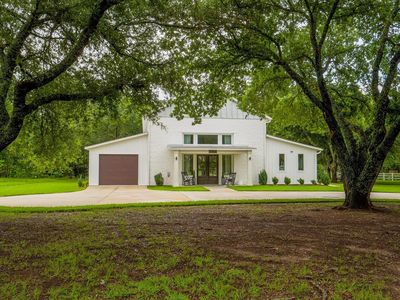 25824 Navajo Place Dr